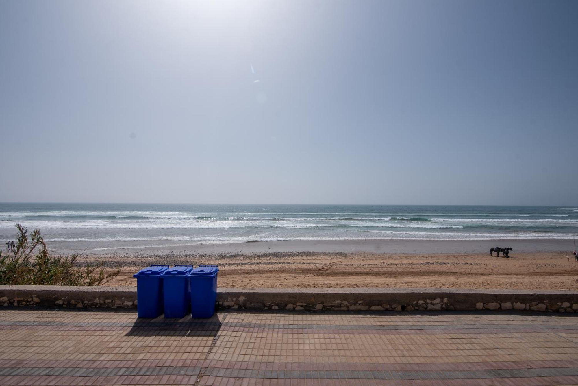 Appartement Pied Dans L'Eau Avec Piscine Aourir Exterior foto