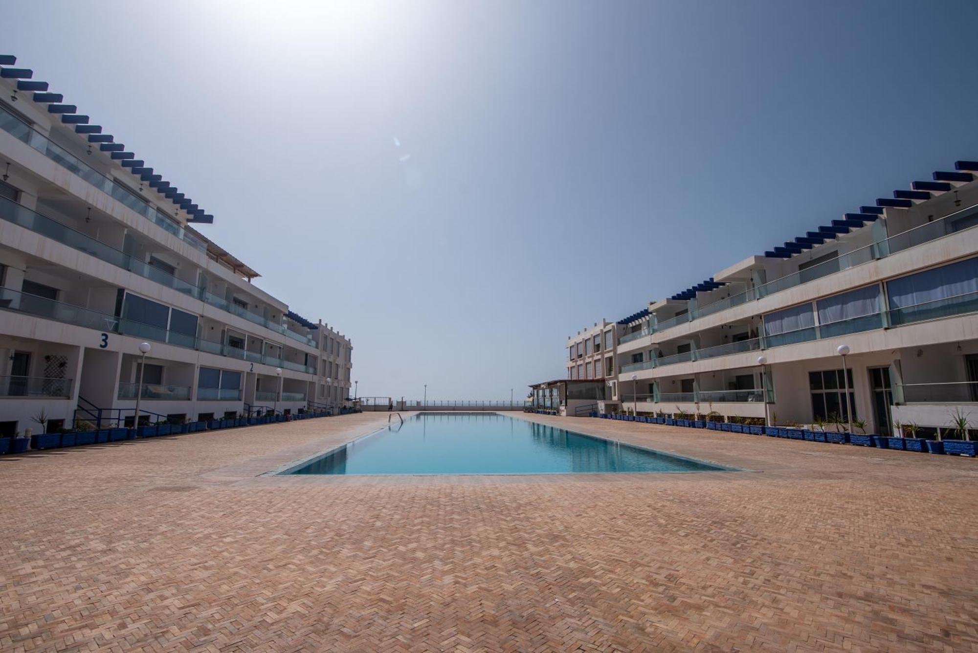 Appartement Pied Dans L'Eau Avec Piscine Aourir Exterior foto